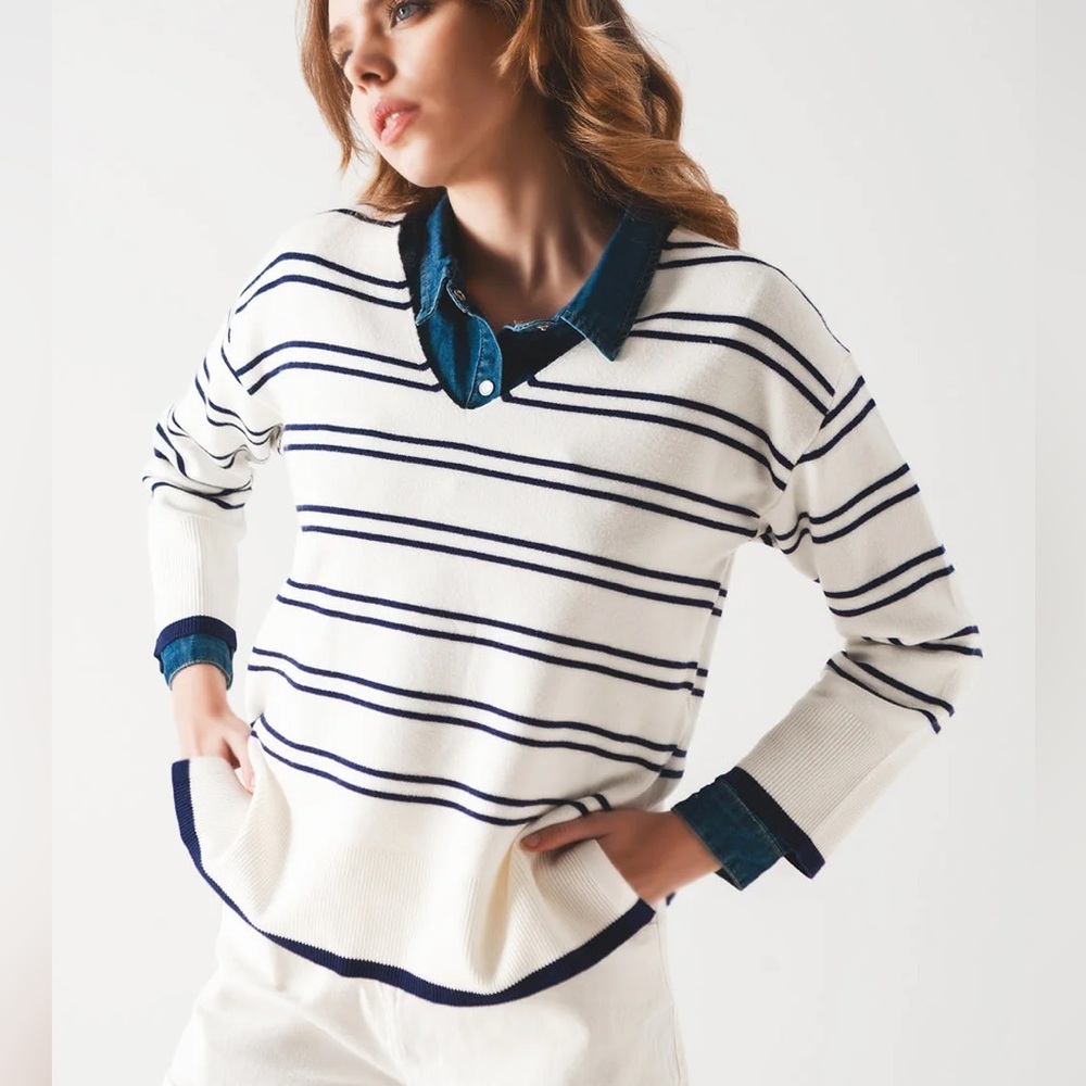 Q2- Black Stripe White V-Neck sweater